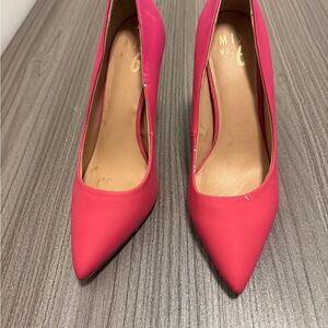 Women's Pink Pumps
